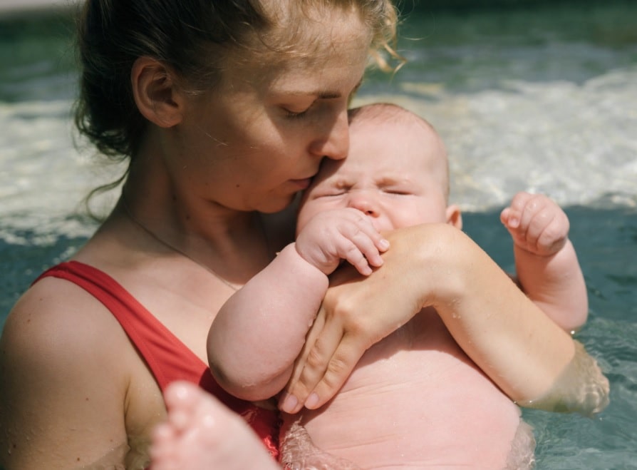 why you need to teach baby to swim