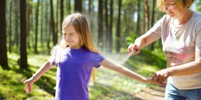 apply insect repellent to your kids