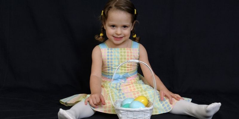 child-expression in Easter dress