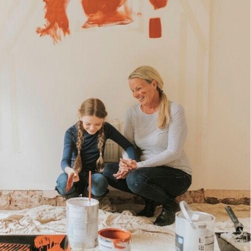 get kids interest to decorate through wall painting