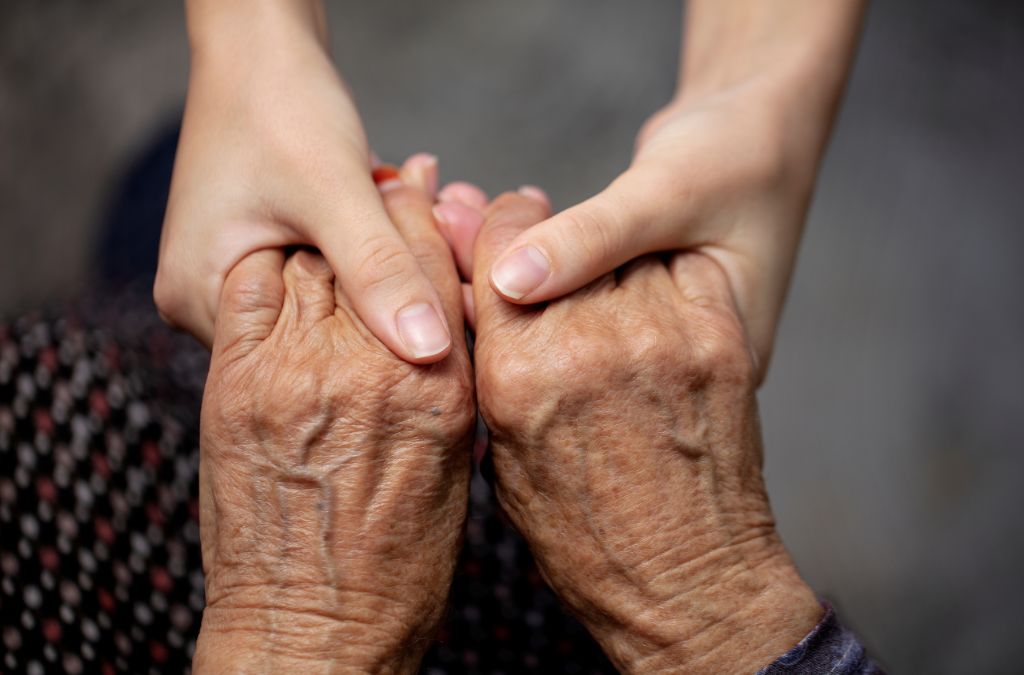 Help The Aged - 6 Things To Ease Elderly Women Lives