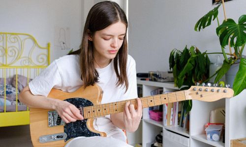 Hobbies will build strong relationship with teens