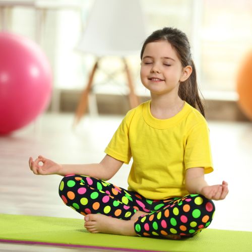 yoga helps kids to manage stress