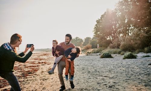 Challenges of Taking the Perfect Family Photo