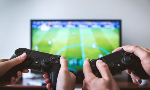 supporting child sport by playing sport video games